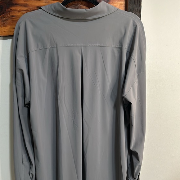 Sarah Pacini Women’s Grey polyamide drawstring shirt. Size 04 - Picture 6 of 6